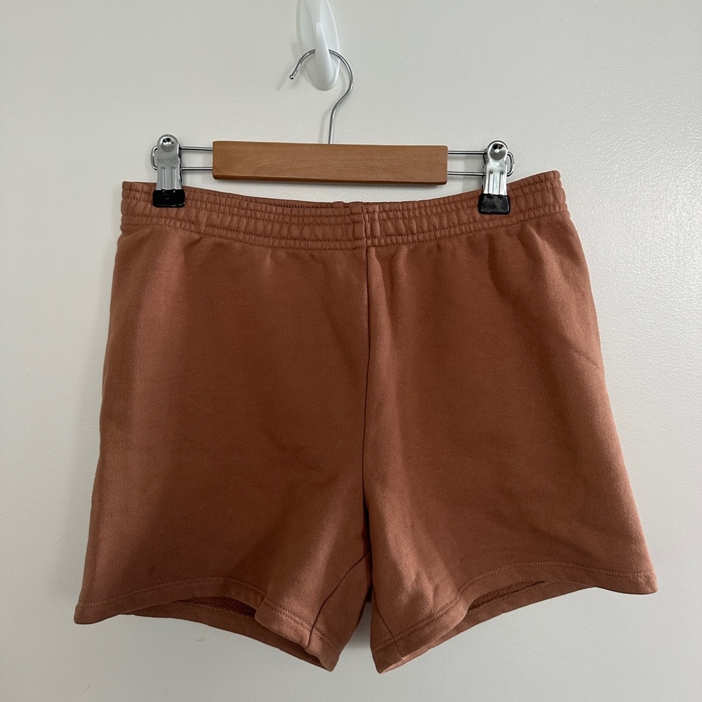 NWT SKIMS Outdoor Fleece Shorts in Tigers Eye Size Small